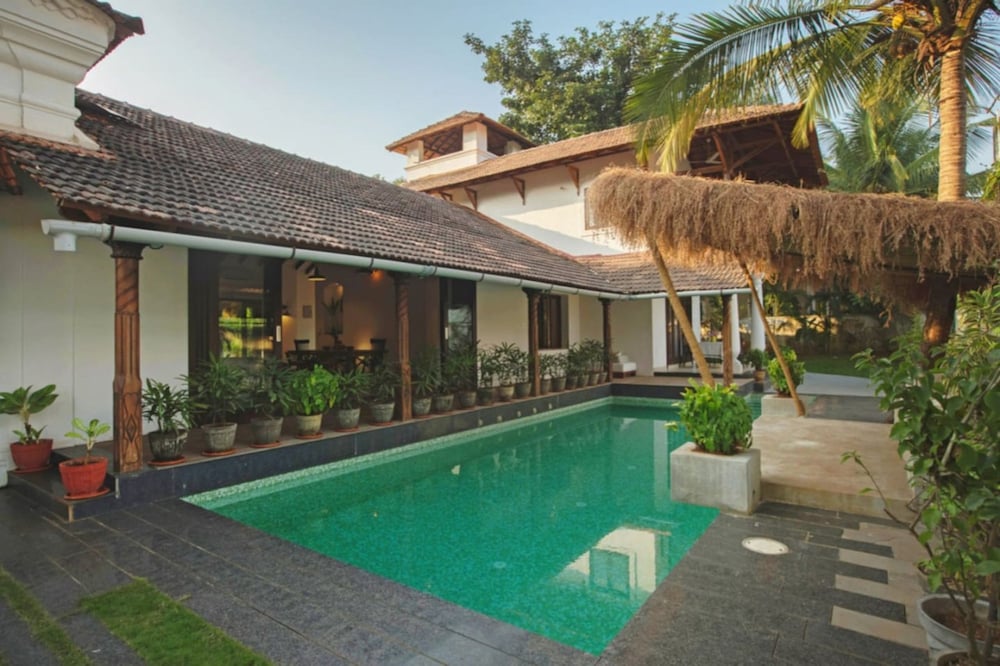 Salt By Hireavilla 4br W Heated Pool In Siolim — Solim