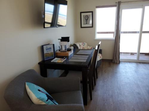 Moonstone Beach Motel - photo 88