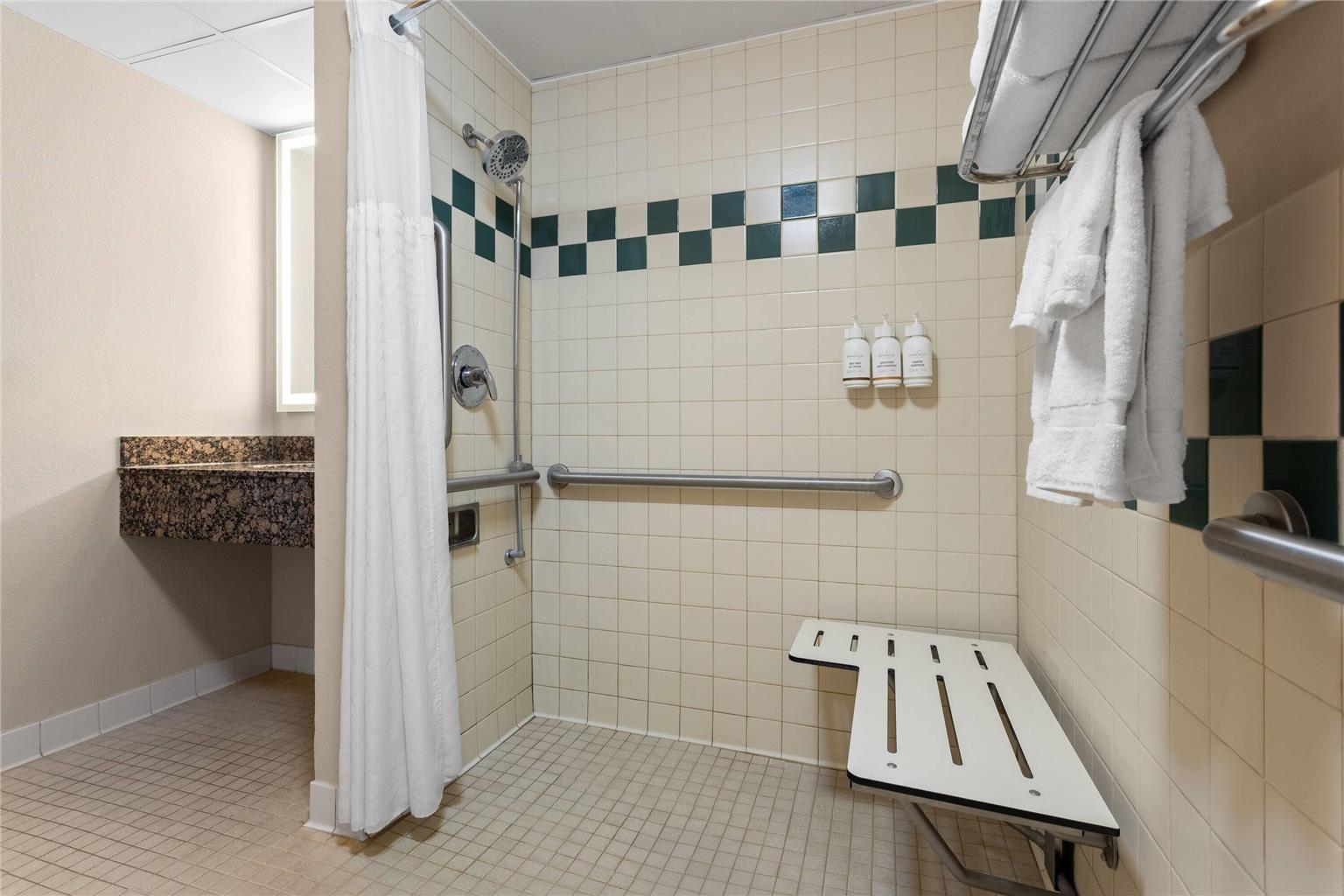 AmericInn by Wyndham Roseau - photo 43