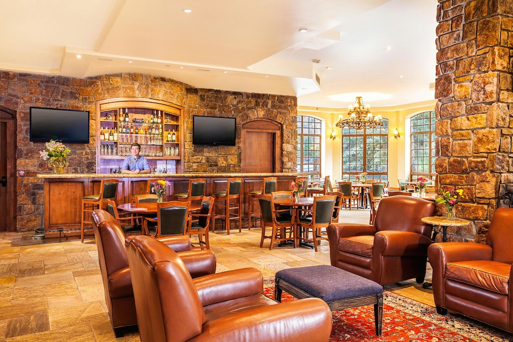 Tivoli Lodge - photo 31