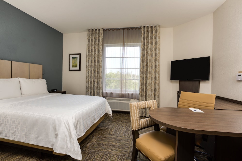 Candlewood Suites Ft. Lauderdale Airport Cruise an IHG Hotel - photo 7