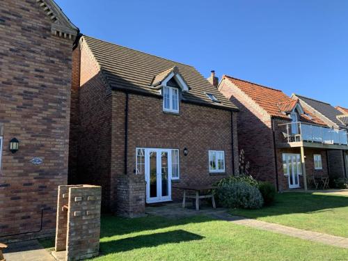 Bayside at The Bay Filey sleeps 10 in 4 bedrooms pet free