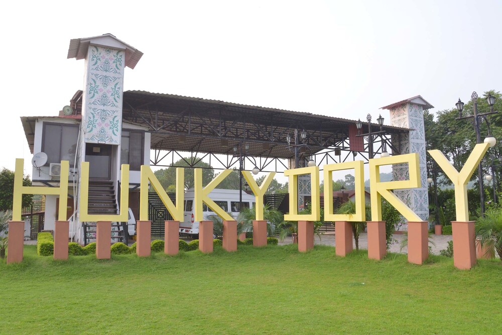 Hunky Dory Resort in Pathankot, India