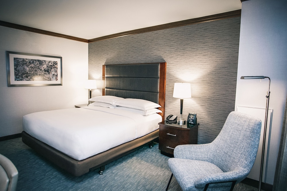 Hilton Minneapolis Bloomington - photo 17