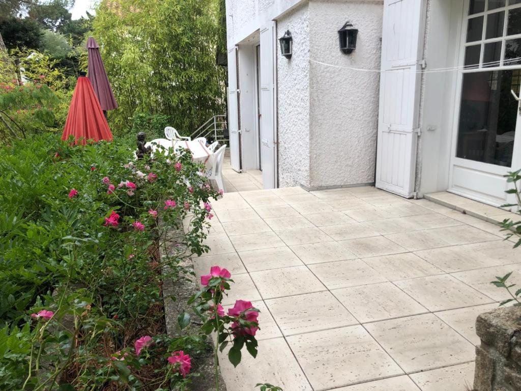 Villa 10 12 Pers Centre la Baule 300m de la Mer — 4-Star Luxury Hotel in La Baule-Escoublac, France