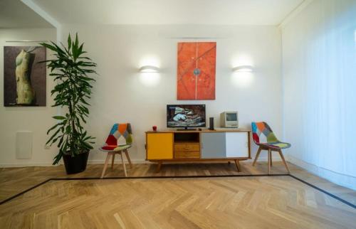 New Domus San Martino — 4-Star Luxury Hotel in Naples, Italy