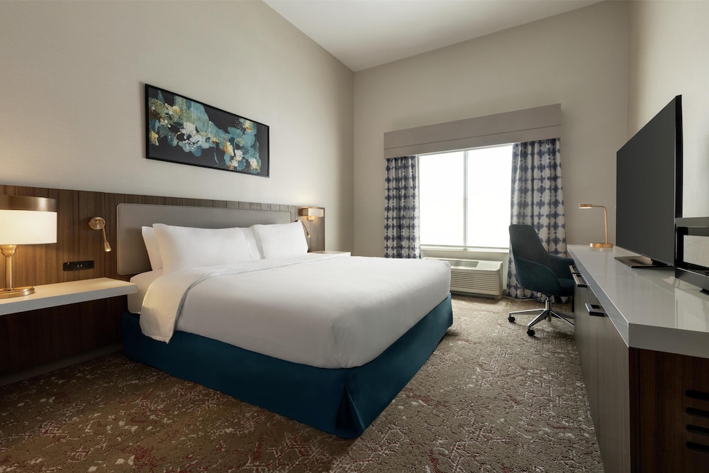 Hilton Garden Inn Riverhead - photo 8