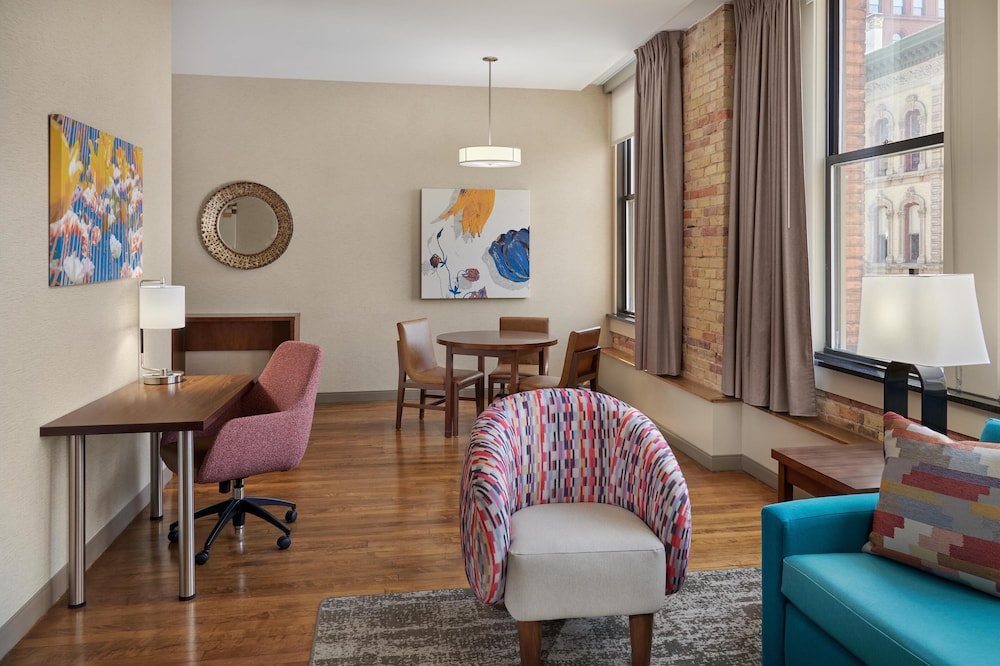 Homewood Suites by Hilton Grand Rapids Downtown - photo 33
