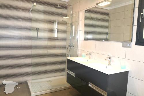 Holiday Villa Estación by Costa Calpe — 4-Star Luxury Hotel in Calp, Spain