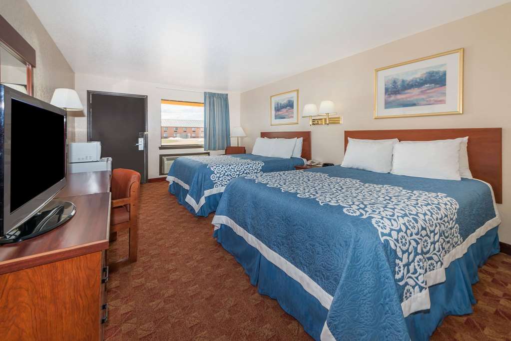 Days Inn by Wyndham Russell - photo 5