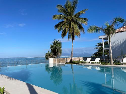 Ananahi plage — 4-Star Luxury Hotel in Paea, French Polynesia