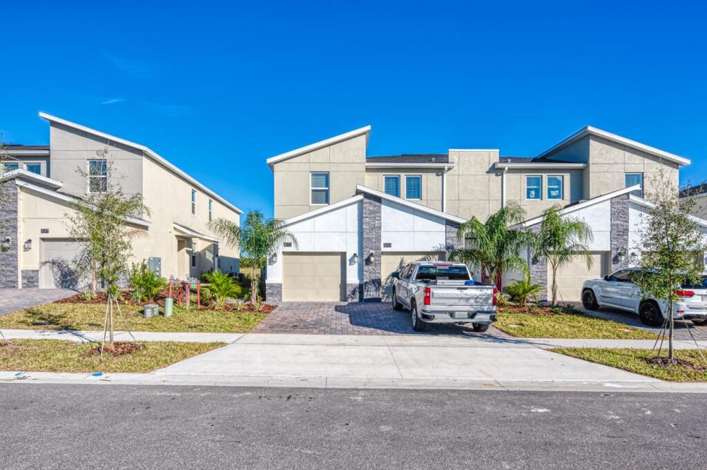Comfortable and charming home near Disney — 4-Star Luxury Hotel in Four Corners, United States