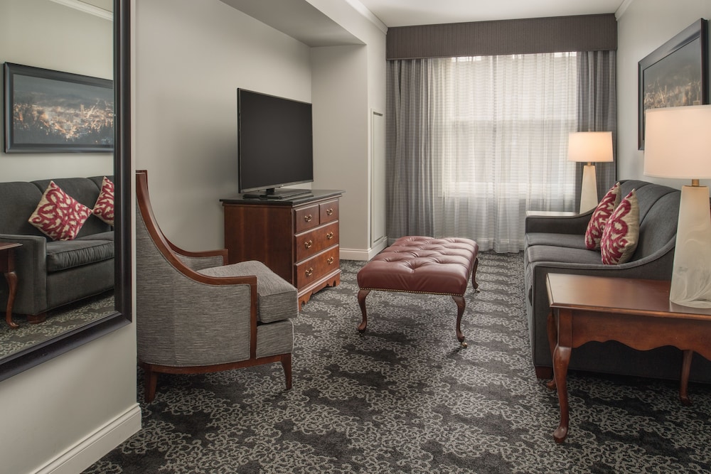 Embassy Suites by Hilton Portland Downtown - photo 30