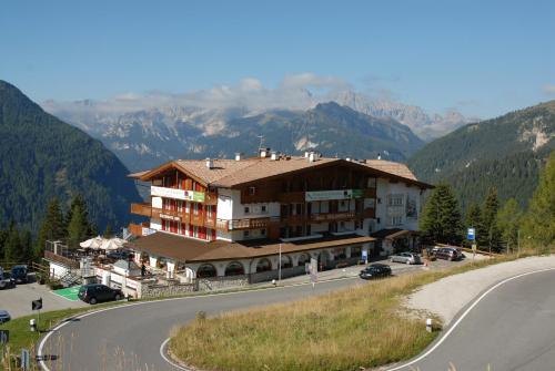 Hotel Bellavista - last minute hotel in Canazei