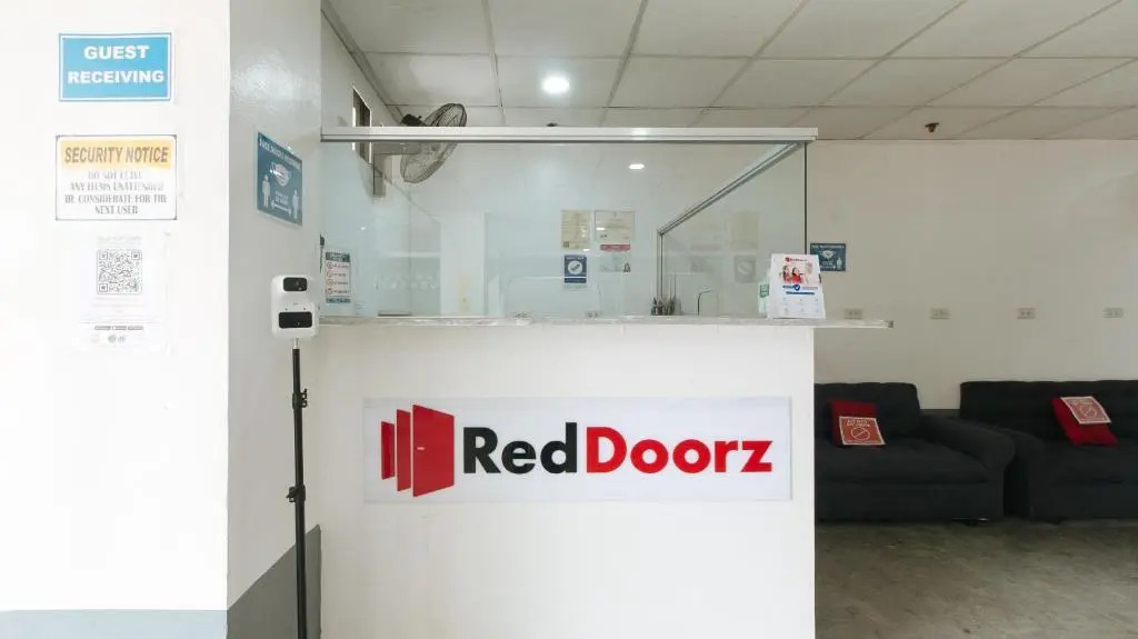 RedDoorz @ Pasay Centrale Hotel — Pasay — photo 2