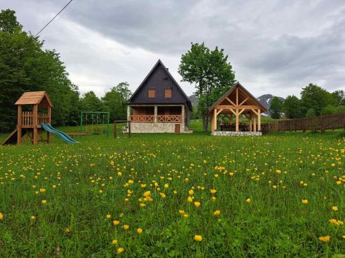Vila Durmitor Nest Krstajic — 4-Star Luxury Hotel in Zabljak, Montenegro