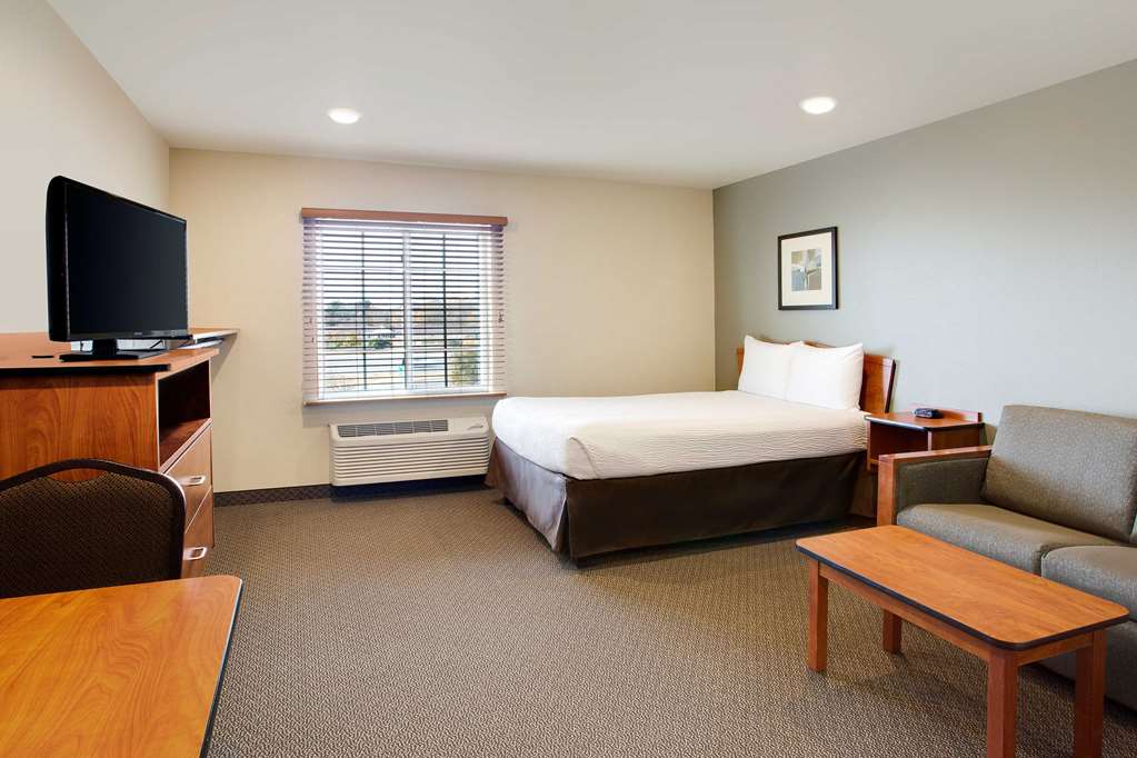 WoodSpring Suites Chesapeake Norfolk Greenbrier - photo 9