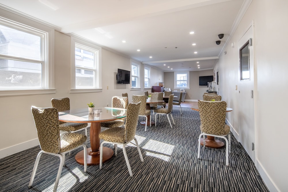 Inn at Market - photo 16