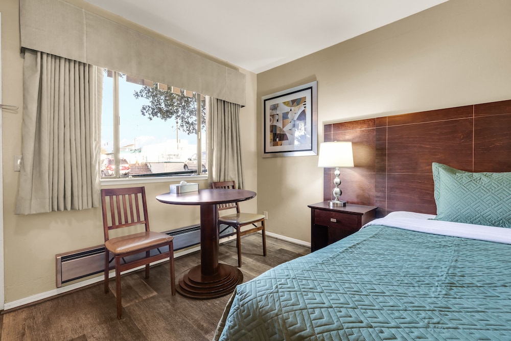 Scottish Fairway Inn - photo 14