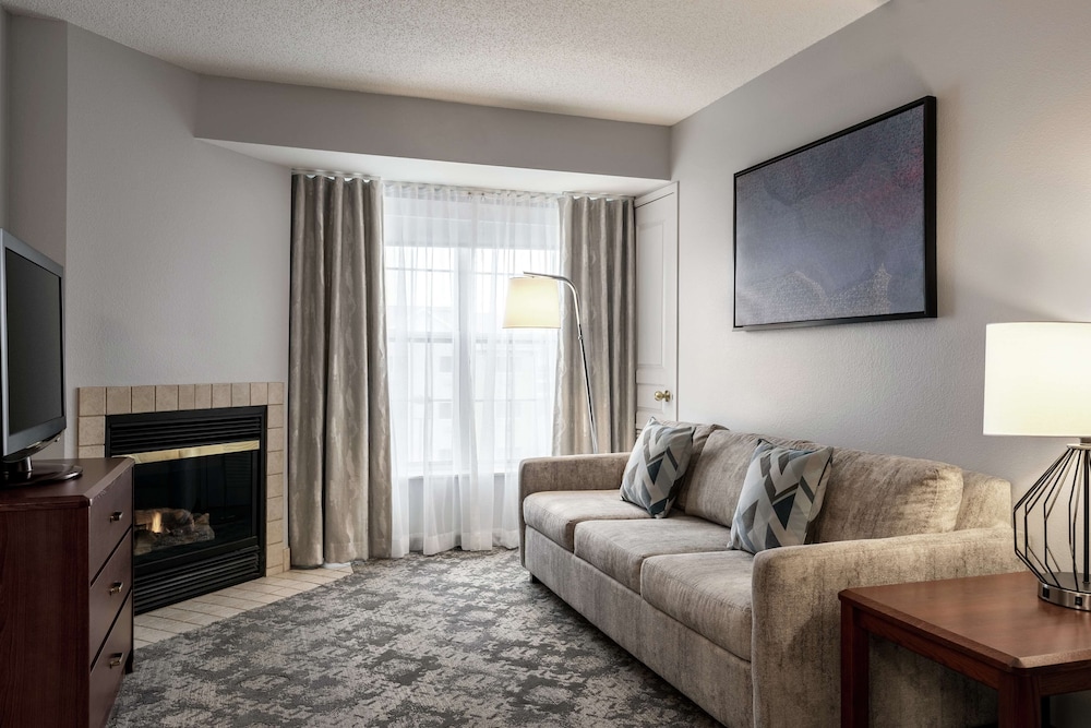 Homewood Suites by Hilton Erie - photo 10