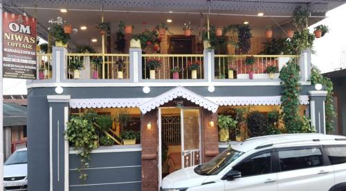 Om Datta Krupa Niwas Cottage — 5-Star Luxury Hotel in Mahabaleshwar, India