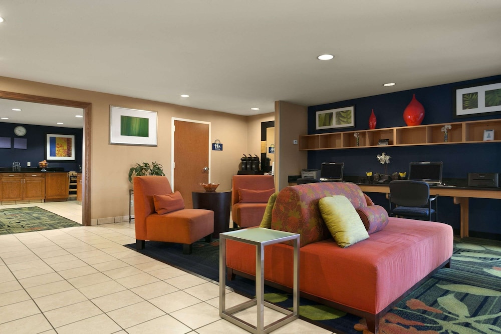 Days Inn by Wyndham Chattanooga Hamilton Place - photo 3