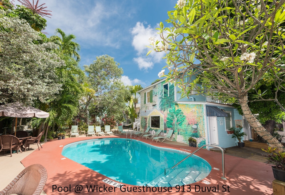Wicker Guesthouse - photo 66