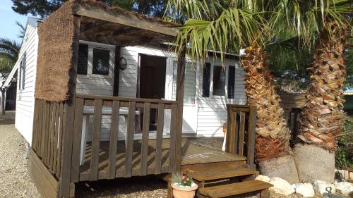 Mobilhome Chez Cathy & Simon — hotel in Marseillan