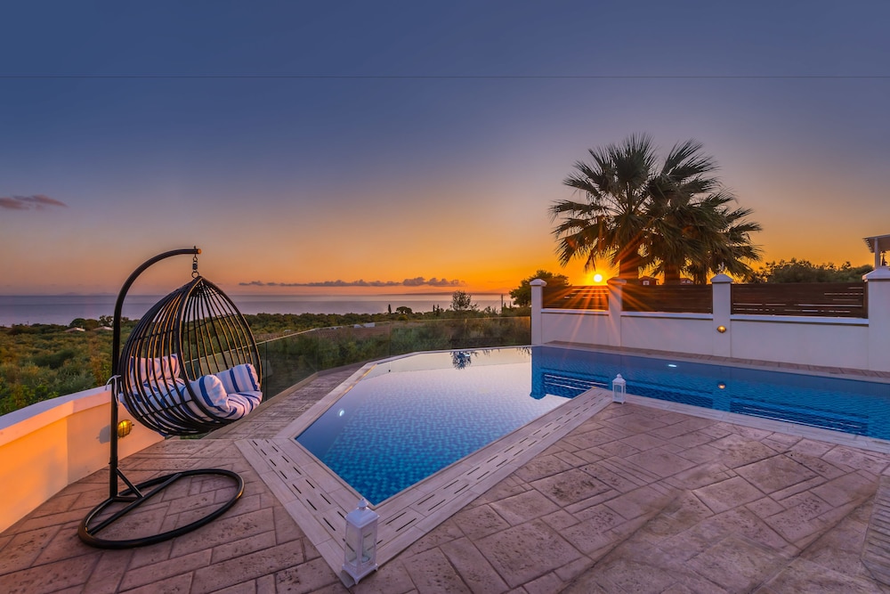 Frido Luxury Villa — 4-Star Luxury Hotel in Zakynthos, Greece