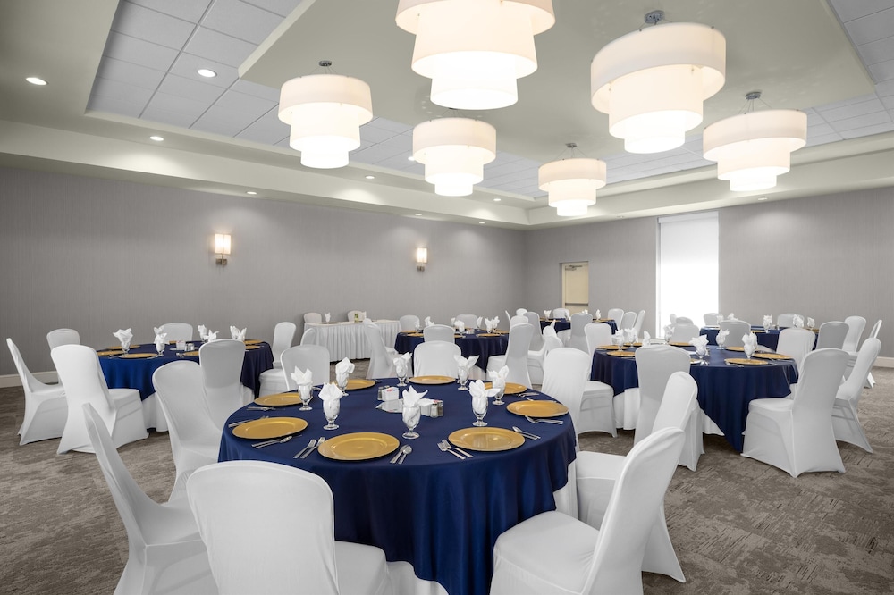 Hilton Garden Inn Pascagoula - photo 42