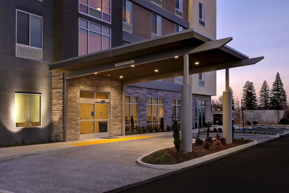 Home2 Suites by Hilton Turlock CA - photo 57