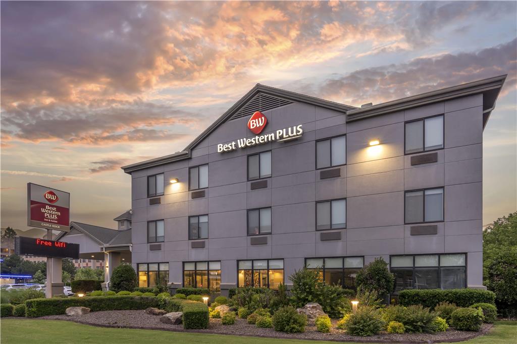 Best Western Plus Castlerock Inn & Suites - photo 30