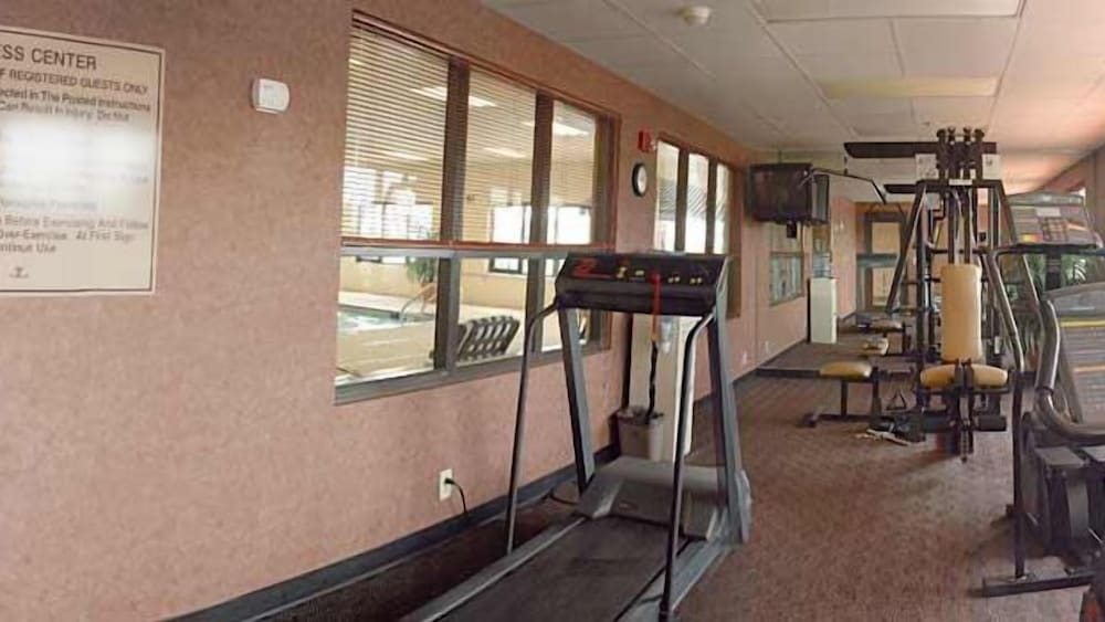 Hampton Inn Seymour - photo 35