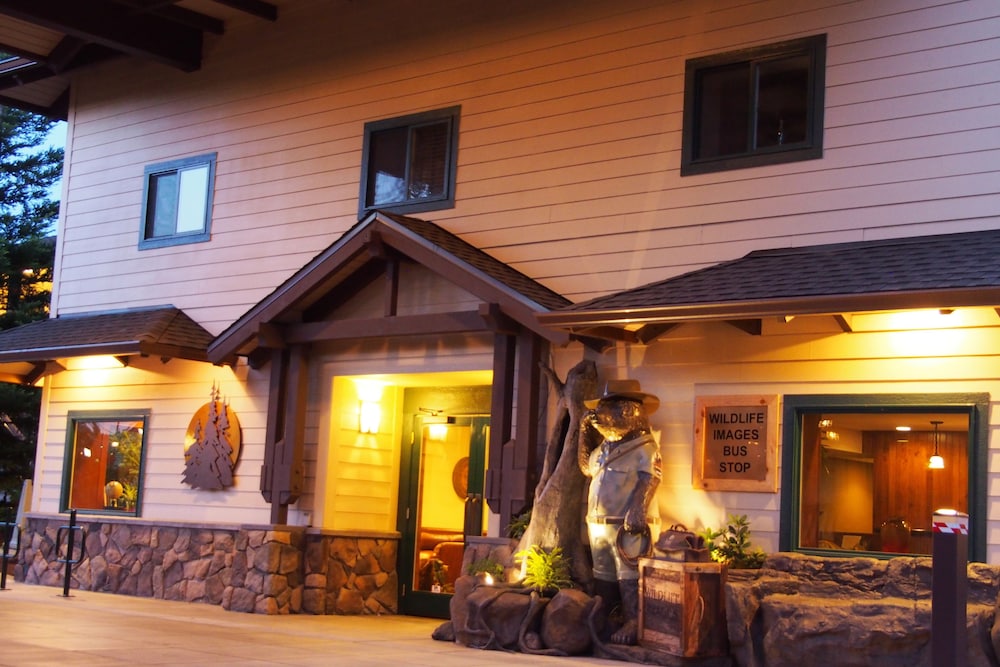 Redwood Garden Inn - photo 25
