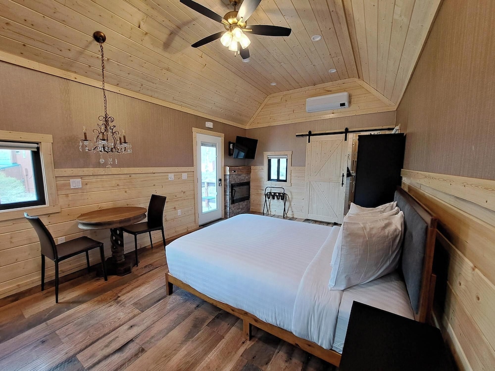 Convict Lake Resort - photo 180
