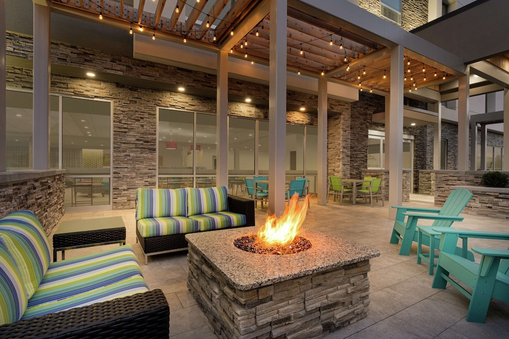 Home2 Suites by Hilton Norfolk Airport - photo 38