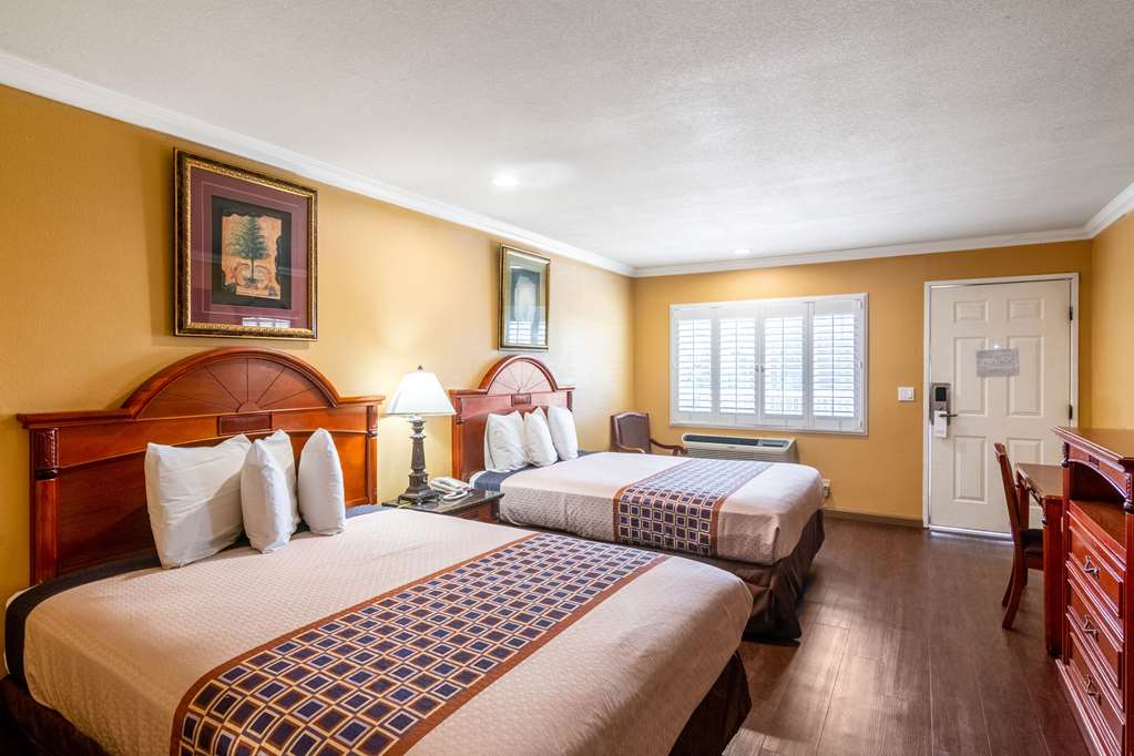 Rodeway Inn Artesia Cerritos - photo 18