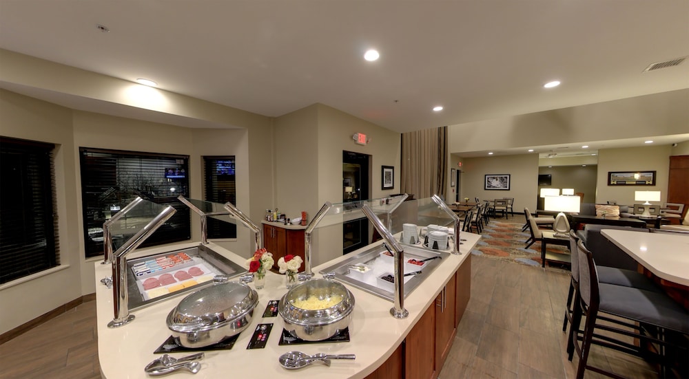 Staybridge Suites Ann Arbor Univ of Michigan by IHG - photo 31