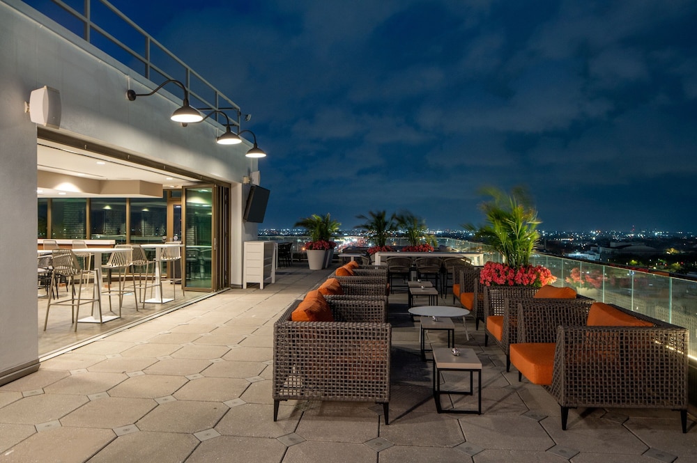 TownePlace Suites New Orleans Downtown Canal Street - photo 47