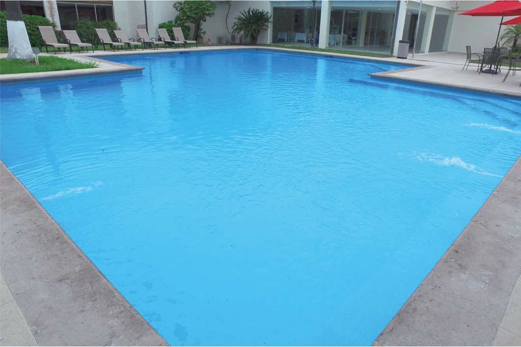 pool view
