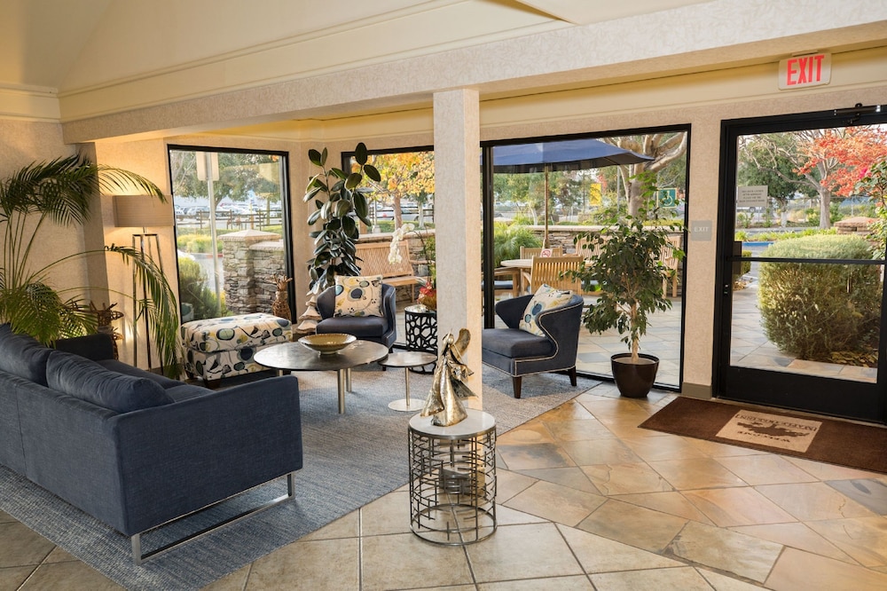 Maple Tree Inn - photo 4