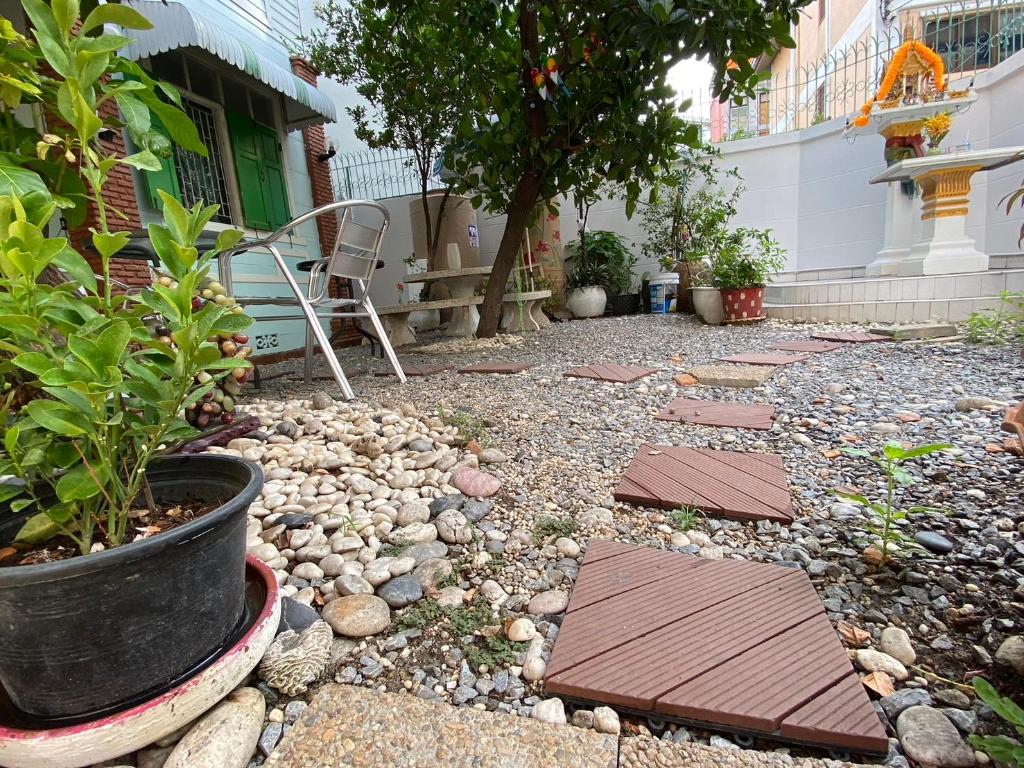 Green Garden Hostel