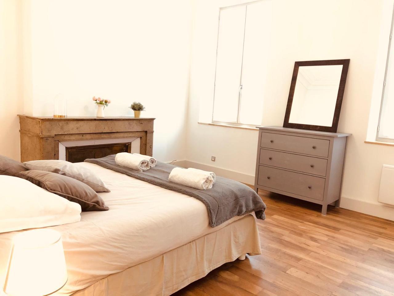 Le Pari Nimois Avec Parking Centre Ville Arenes — 4-Star Luxury Hotel in Nimes, France