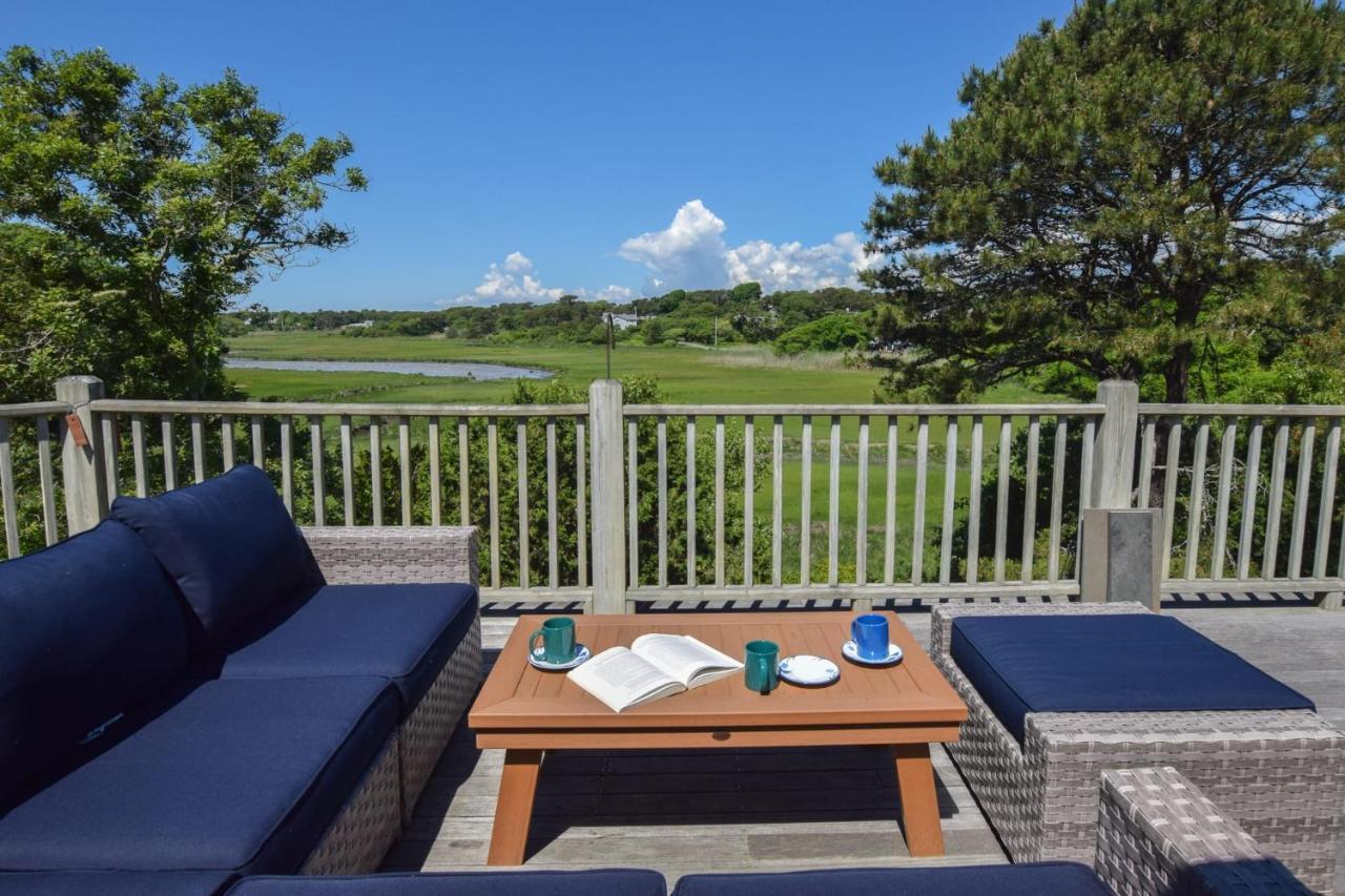 Stunning Marsh Views Near Pleasant Street Beach — 4-Star Luxury Hotel in Chatham, United States