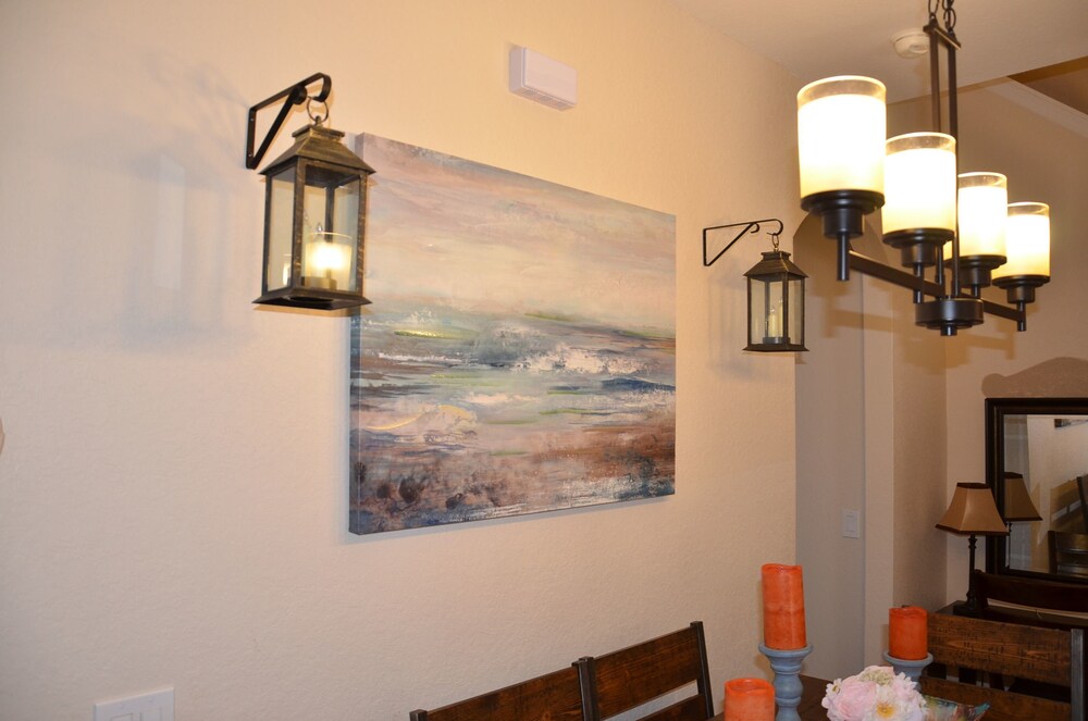 Premium 3 Bed 3 Bath Townhome - photo 6