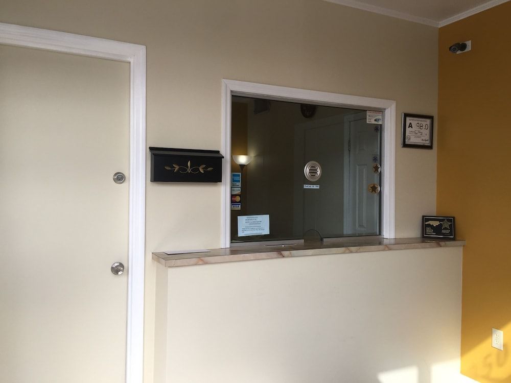 Coastal Motel - photo 19