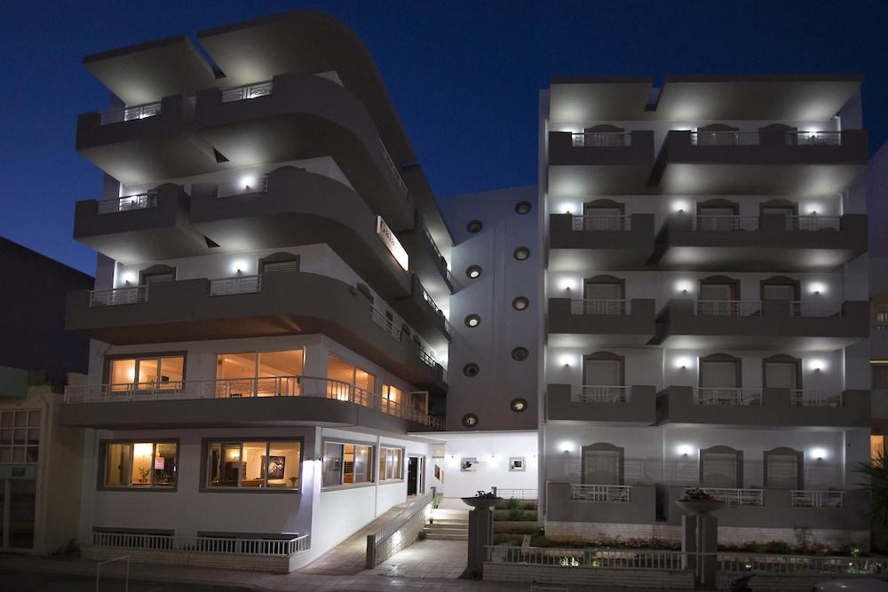 Galaxy Hotel - carbon neutral hotel in Ierapetra