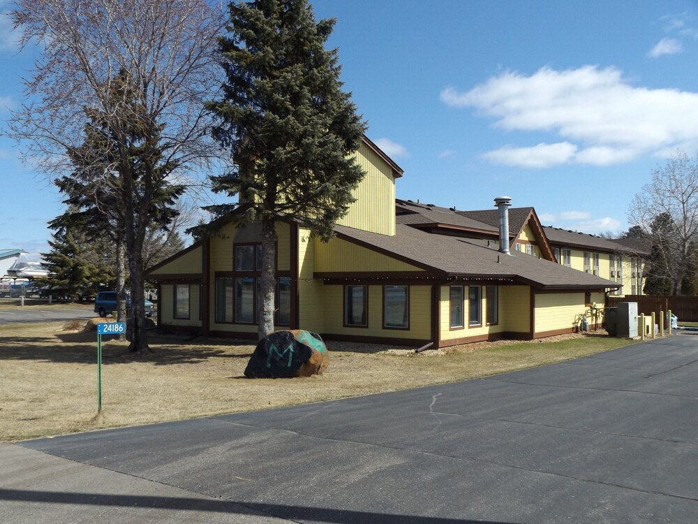 Nisswa Hotel and Suites - photo 87