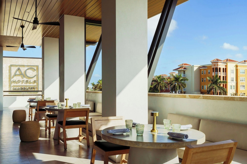 AC Hotel by Marriott Naples 5th Avenue - photo 53