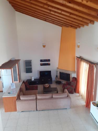 Castelo Chalet Chios — 4-Star Luxury Hotel in Chios, Greece